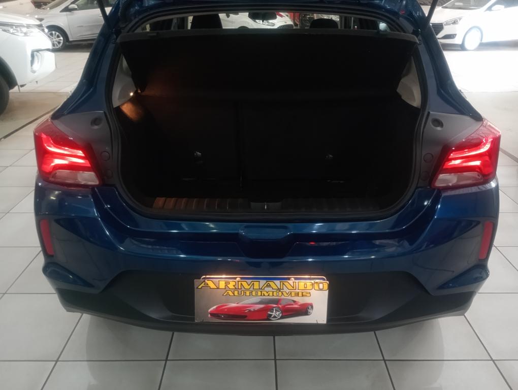 CHEVROLET Onix Hatch - Foto