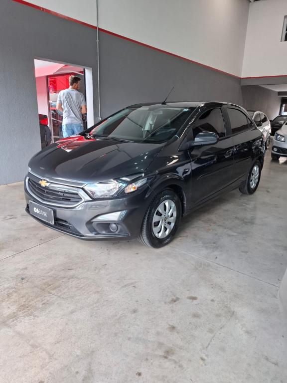 CHEVROLET Onix Hatch - Foto