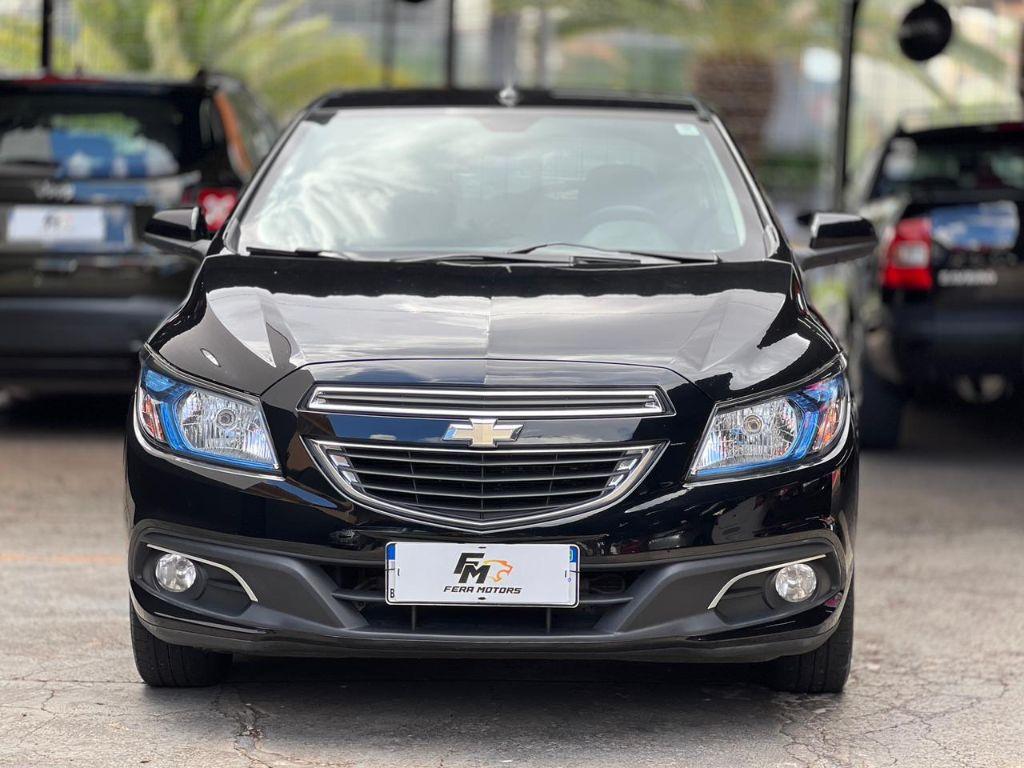 CHEVROLET Onix Hatch - Foto