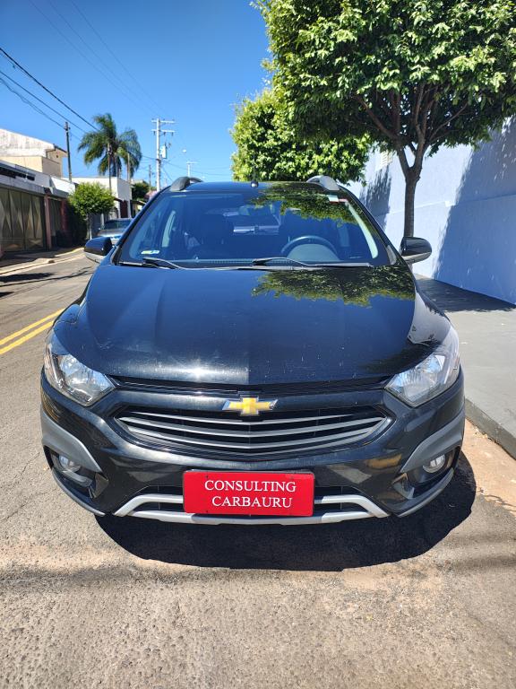 CHEVROLET Onix Hatch - Foto
