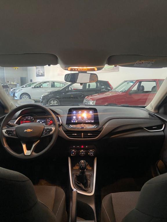 CHEVROLET Onix Hatch - Foto