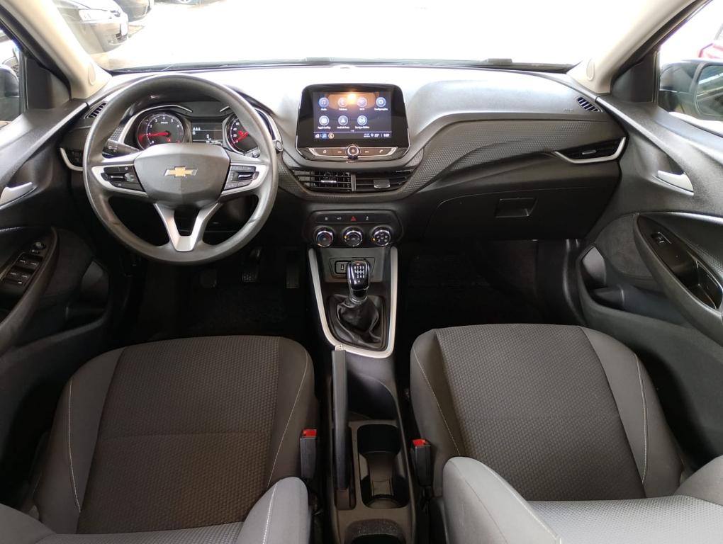 CHEVROLET Onix Hatch - Foto