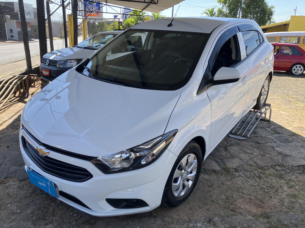 CHEVROLET Onix Hatch