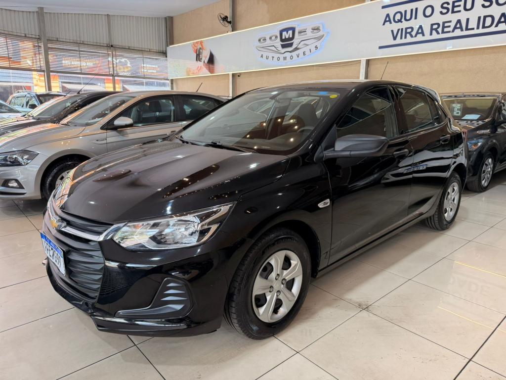 CHEVROLET Onix Hatch - Foto