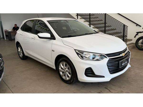 CHEVROLET Onix Hatch - Foto