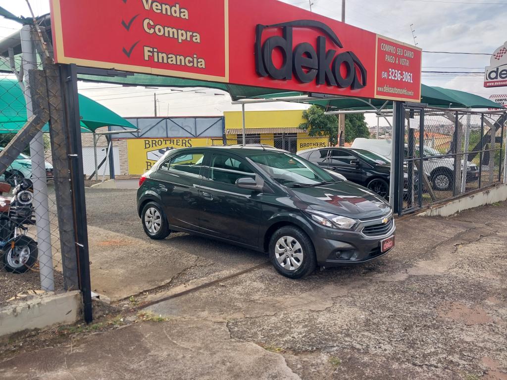 CHEVROLET Onix Hatch