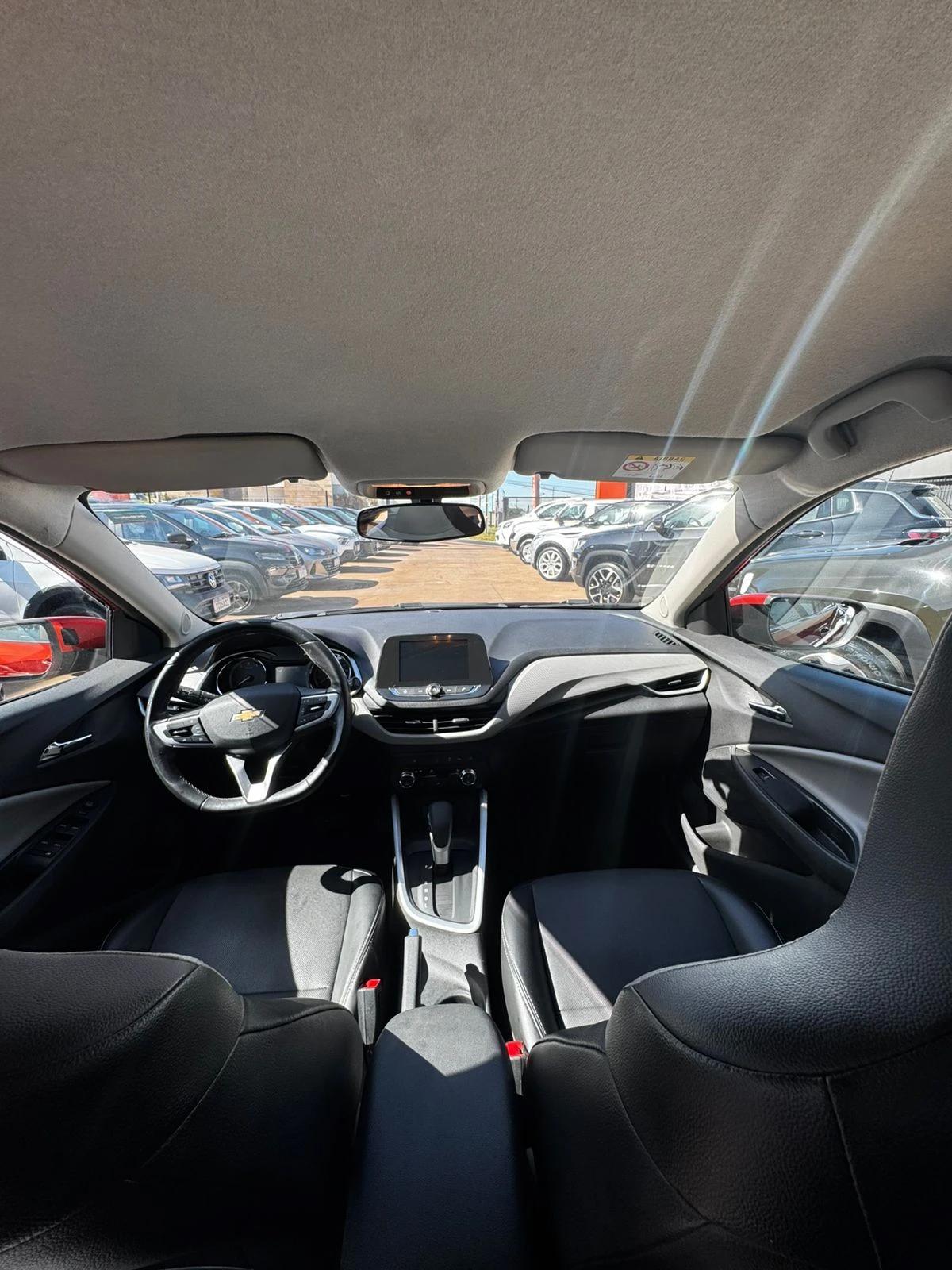 CHEVROLET Onix Hatch - Foto