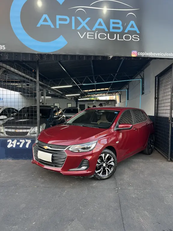 CHEVROLET Onix Hatch - Foto