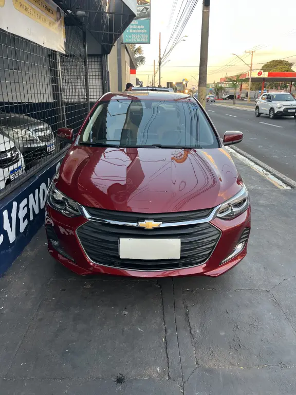 CHEVROLET Onix Hatch - Foto