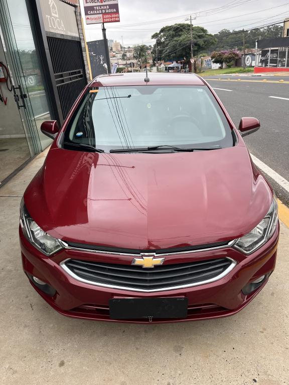 CHEVROLET Onix Hatch - Foto