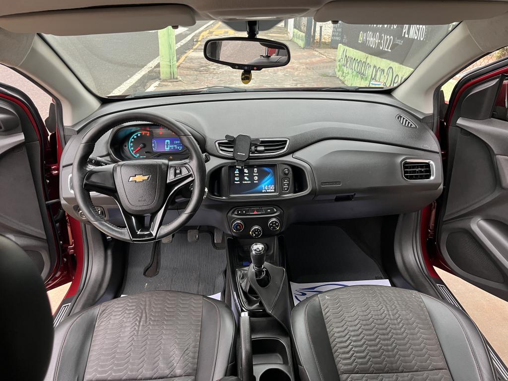 CHEVROLET Onix Hatch - Foto