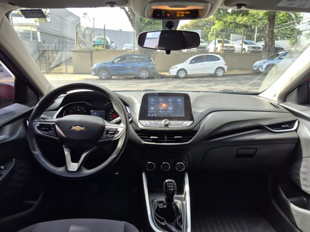 CHEVROLET Onix Hatch - Foto