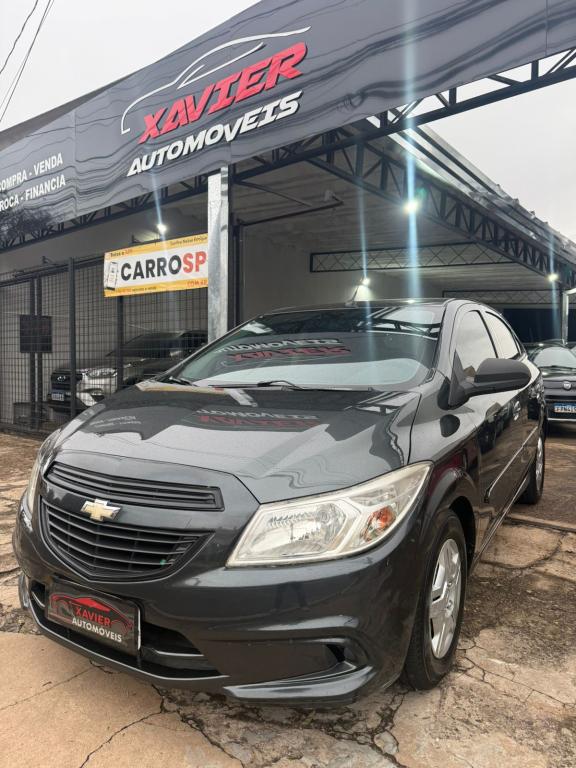 CHEVROLET Onix Hatch - Foto