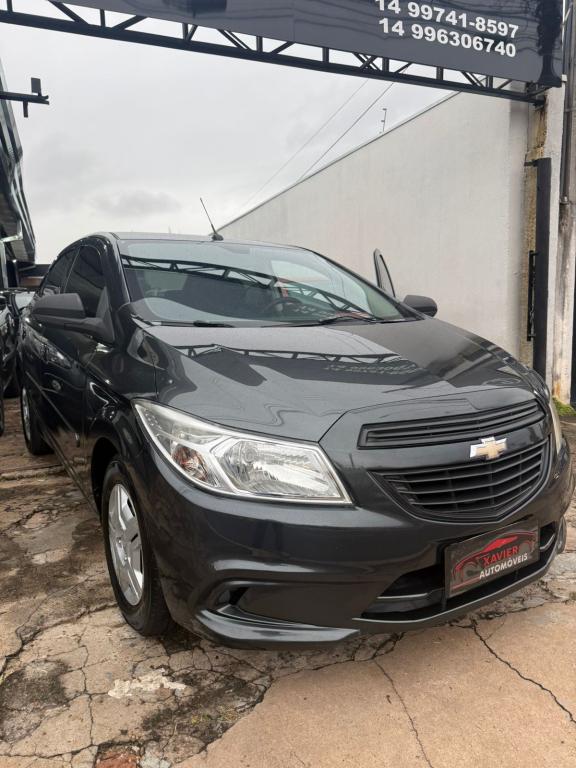 CHEVROLET Onix Hatch - Foto
