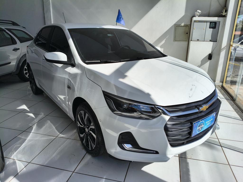CHEVROLET Onix Hatch - Foto