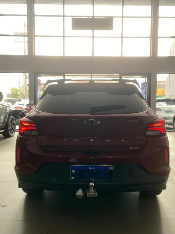 CHEVROLET Onix Hatch - Foto