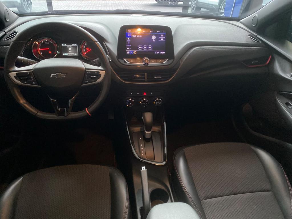 CHEVROLET Onix Hatch - Foto