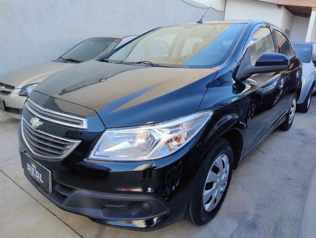 CHEVROLET Onix Hatch - Foto