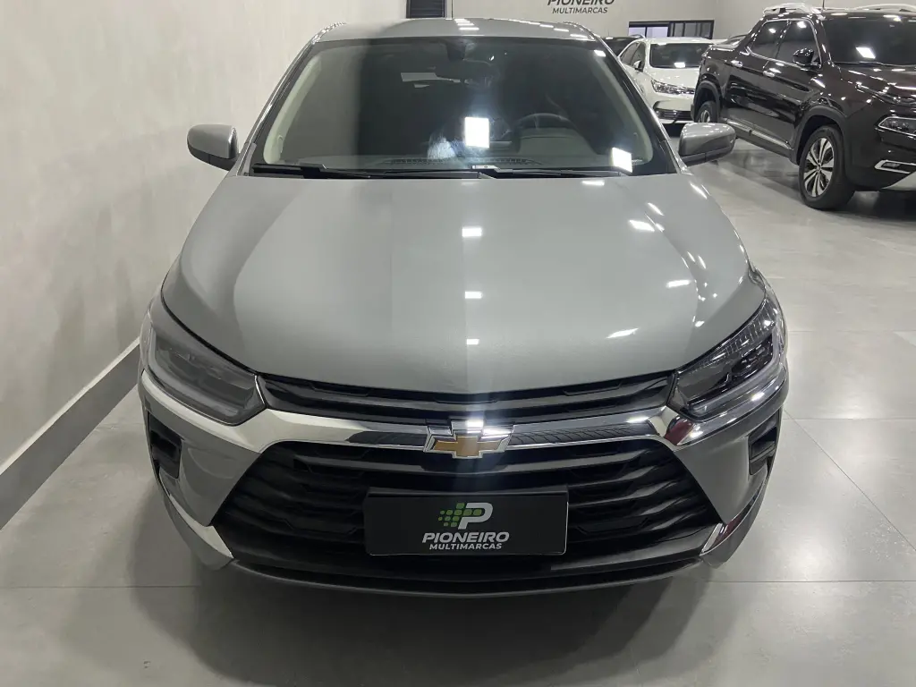 CHEVROLET Onix Hatch - Foto