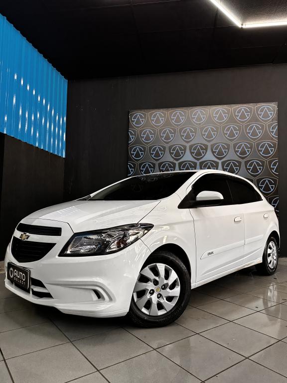 CHEVROLET Onix Hatch