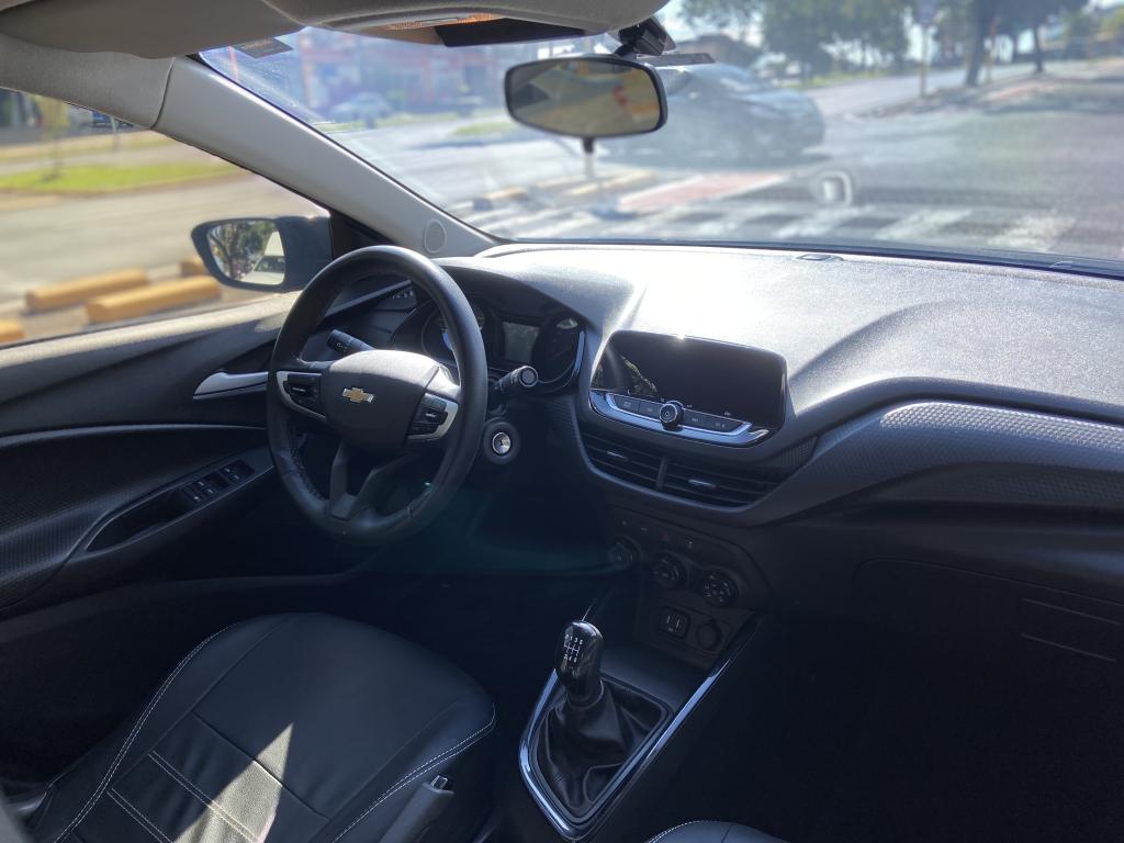 CHEVROLET Onix Hatch - Foto