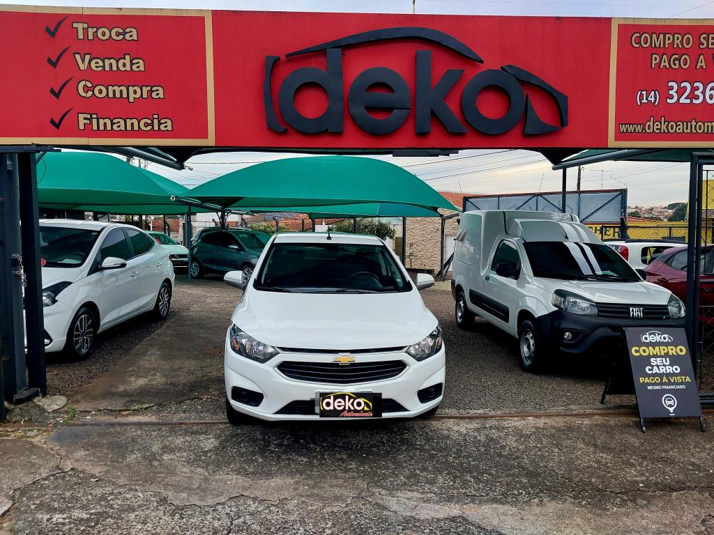 CHEVROLET Onix Hatch - Foto
