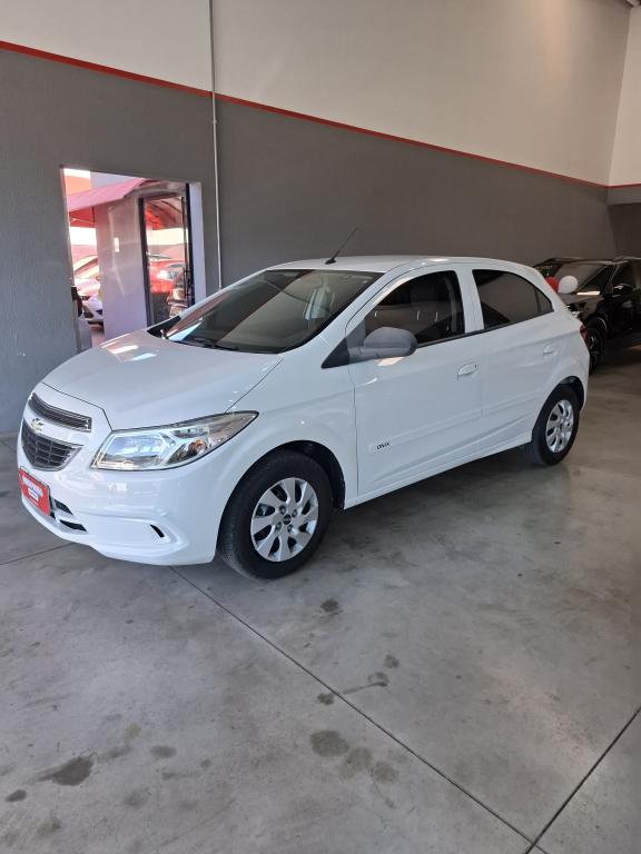CHEVROLET Onix Hatch