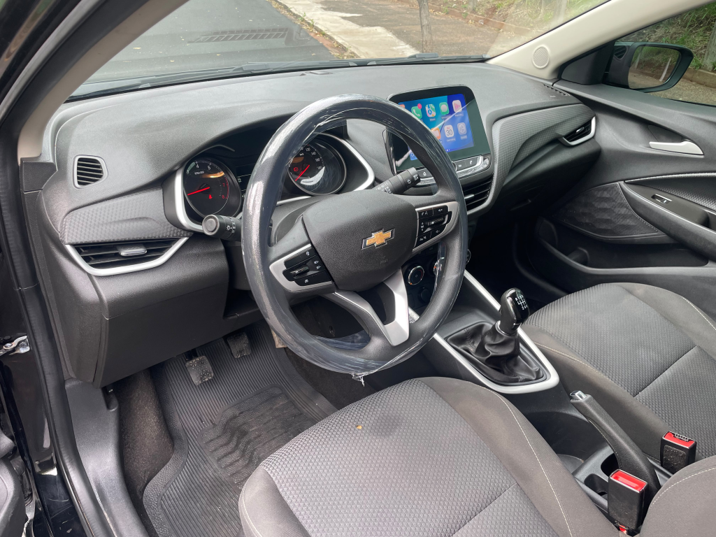 CHEVROLET Onix Hatch - Foto