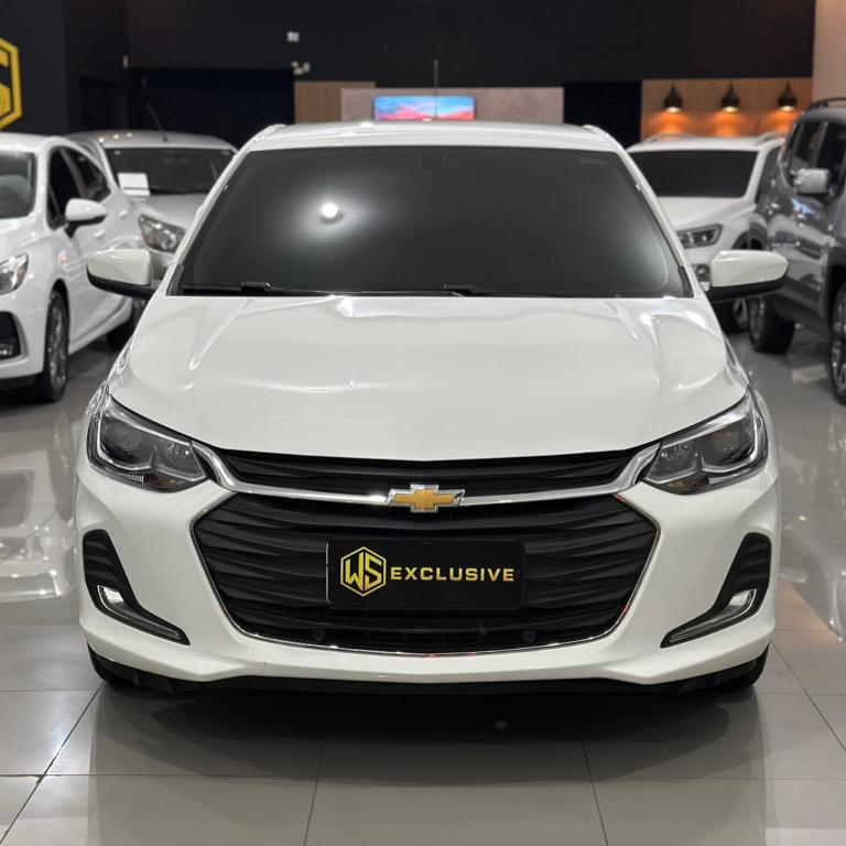CHEVROLET Onix Hatch - Foto