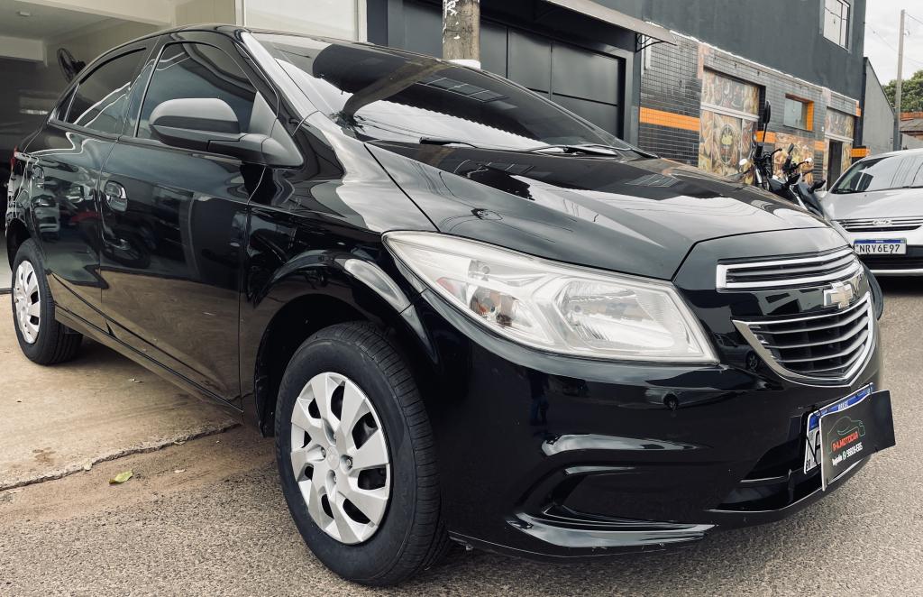 CHEVROLET Onix Hatch