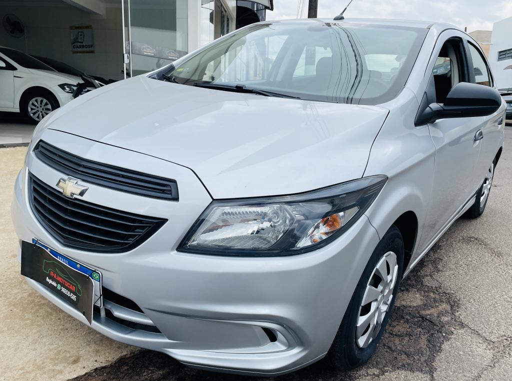 CHEVROLET Onix Hatch - Foto