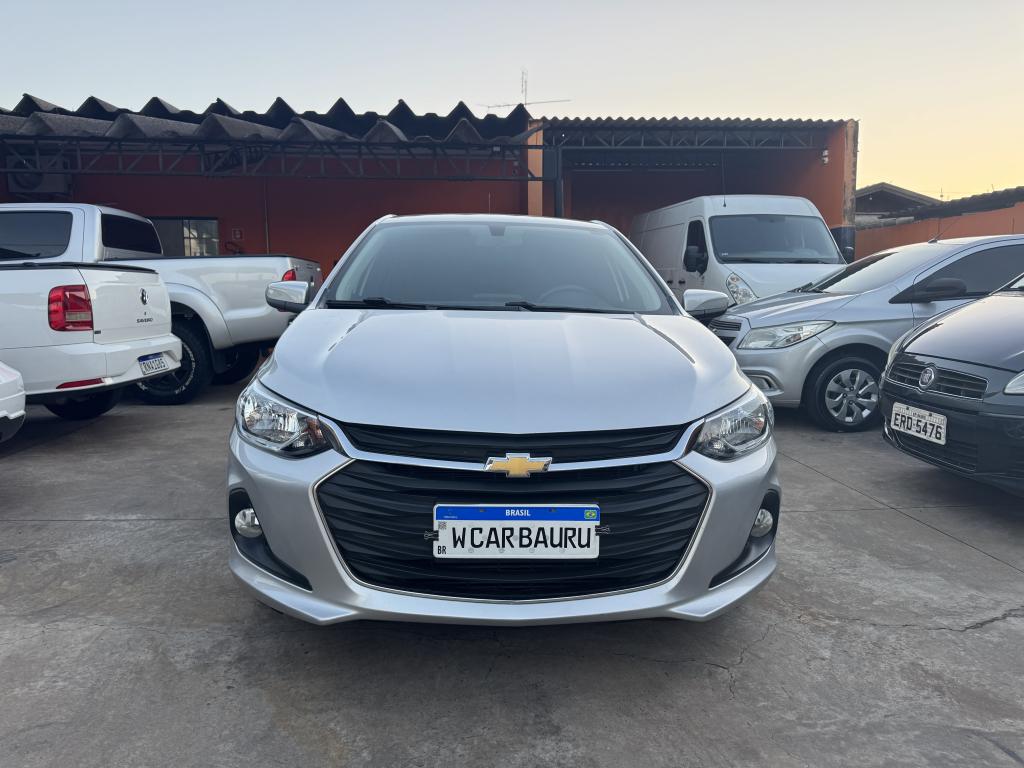 CHEVROLET Onix Hatch - Foto