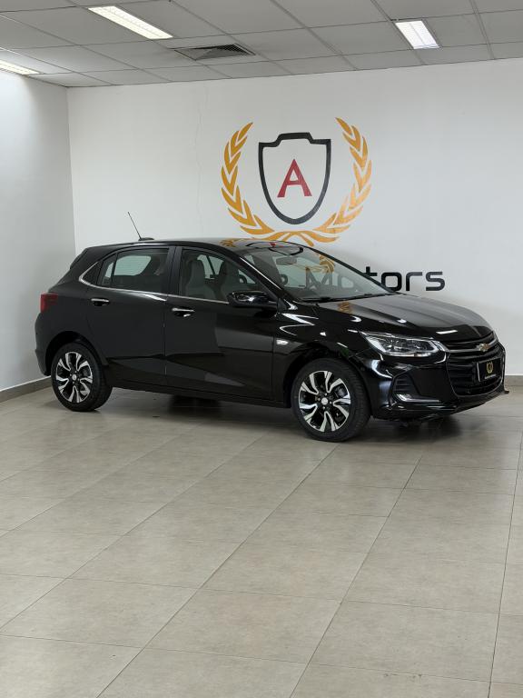 CHEVROLET Onix Hatch - Foto