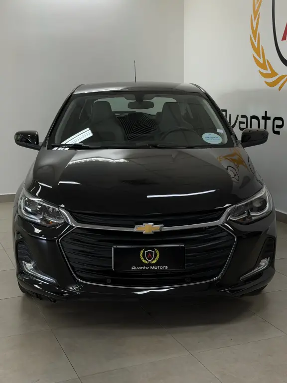 CHEVROLET Onix Hatch - Foto