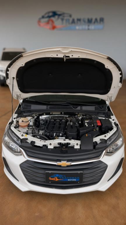 CHEVROLET Onix Hatch - Foto