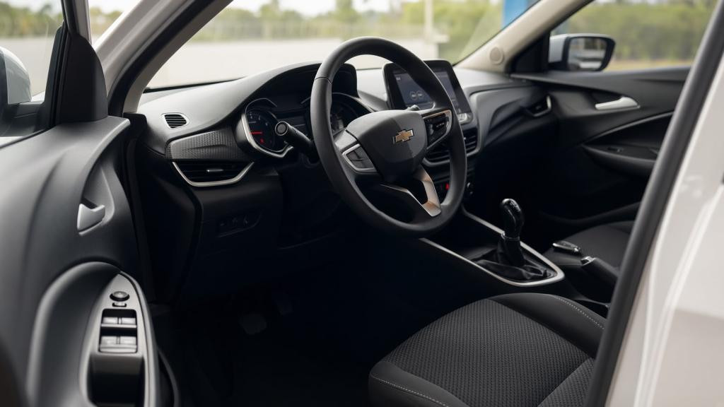 CHEVROLET Onix Hatch - Foto