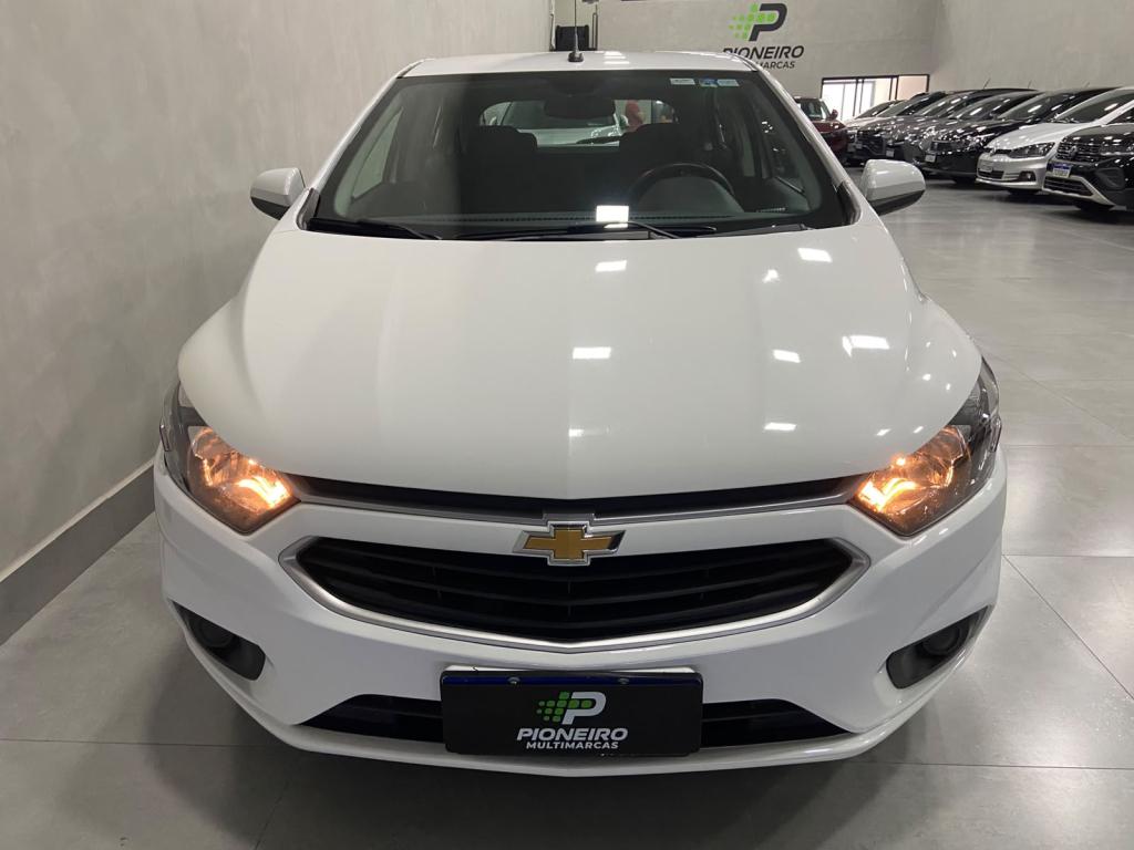 CHEVROLET Onix Hatch - Foto