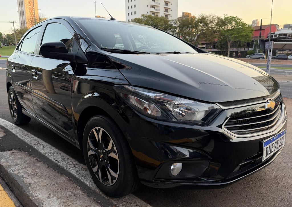 CHEVROLET Onix Hatch