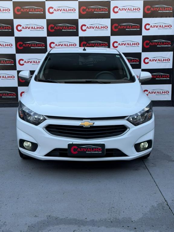 CHEVROLET Onix Hatch - Foto