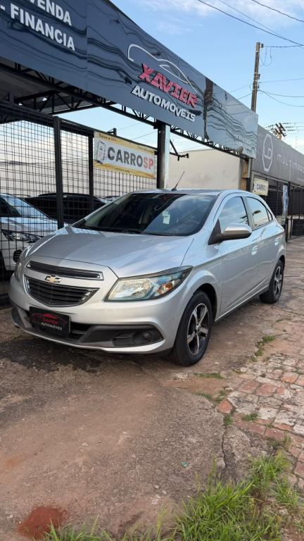 CHEVROLET Onix Hatch