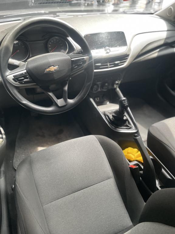 CHEVROLET Onix Hatch - Foto