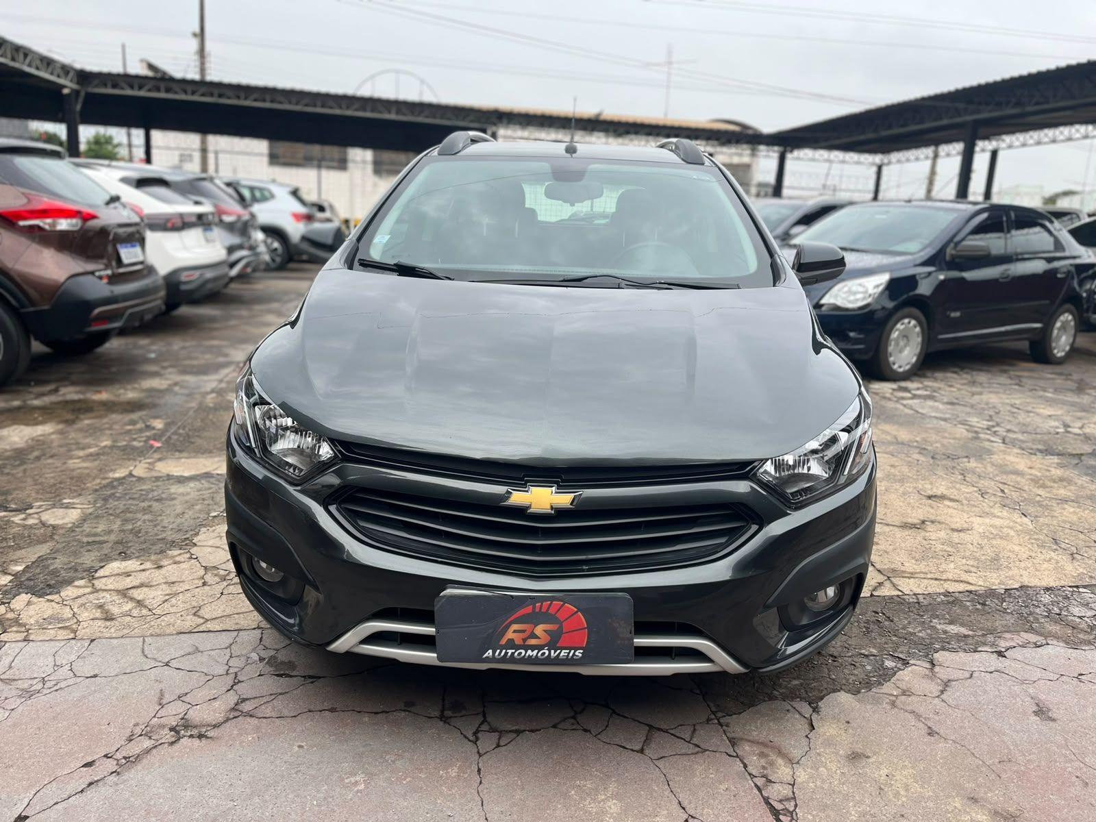 CHEVROLET Onix Hatch - Foto