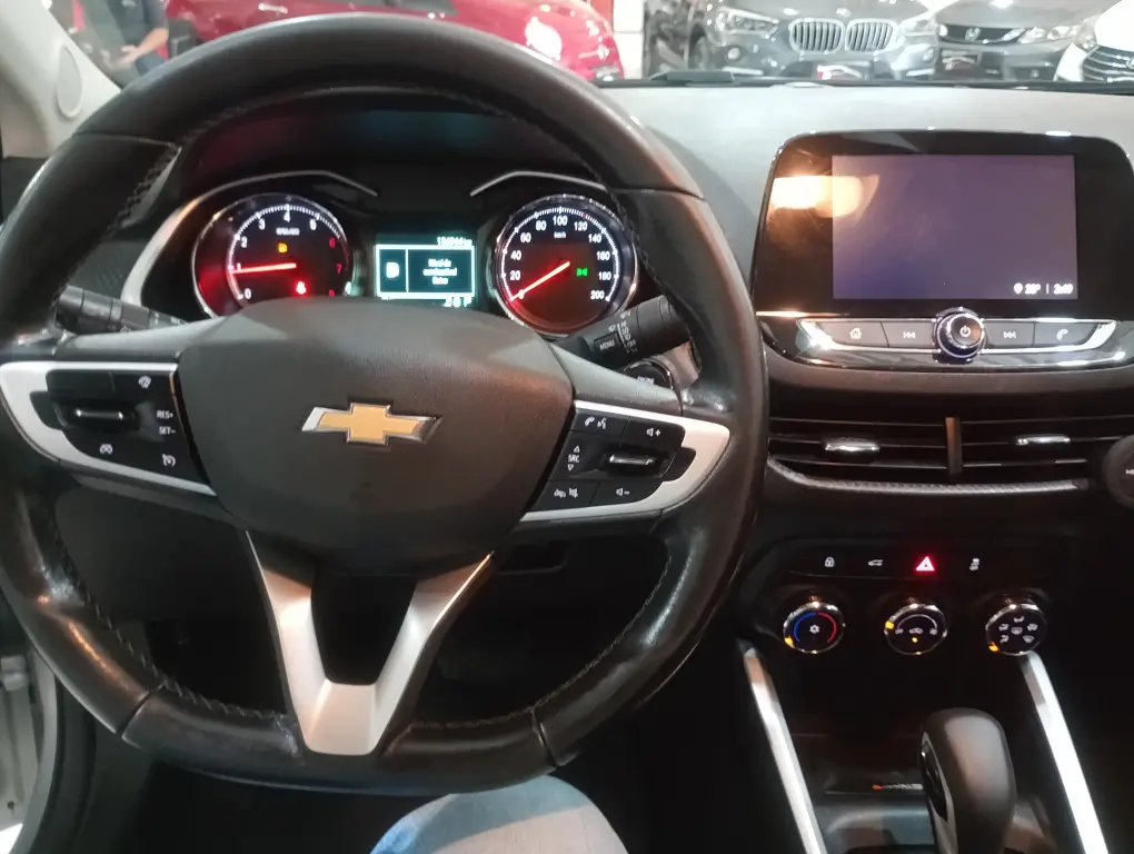 CHEVROLET Onix Sedan - Foto