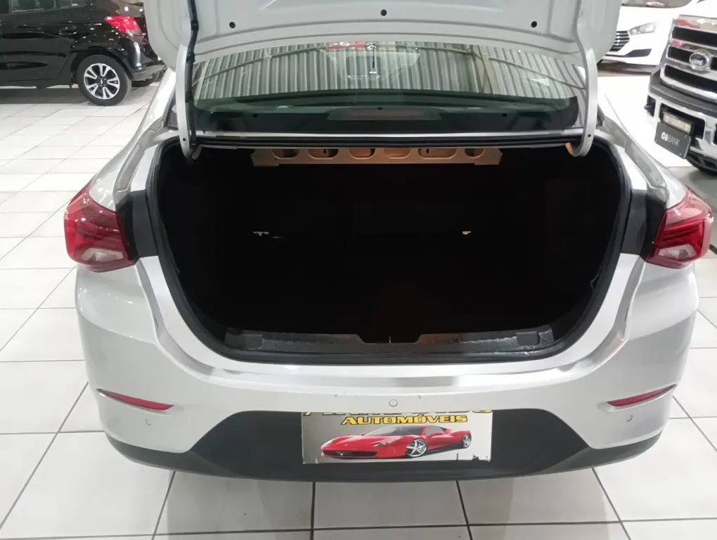 CHEVROLET Onix Sedan - Foto