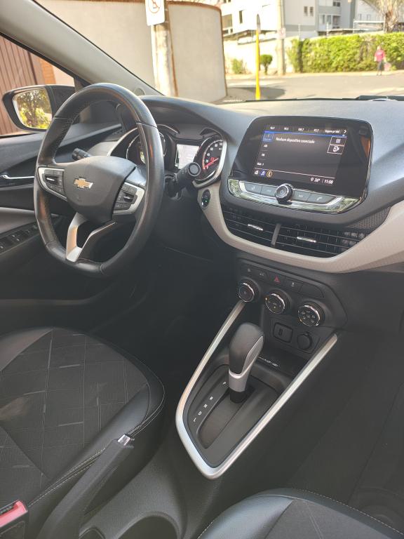 CHEVROLET Onix Sedan - Foto