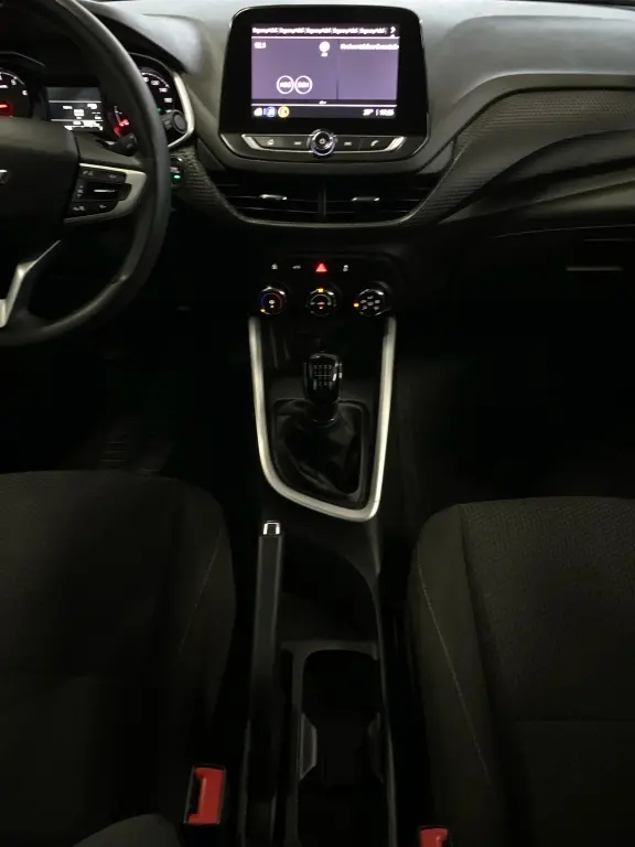 CHEVROLET Onix Sedan - Foto