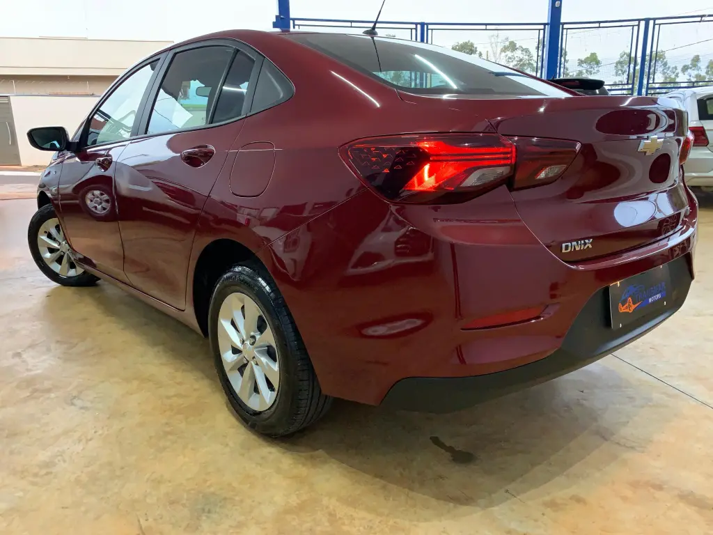 CHEVROLET Onix Sedan - Foto