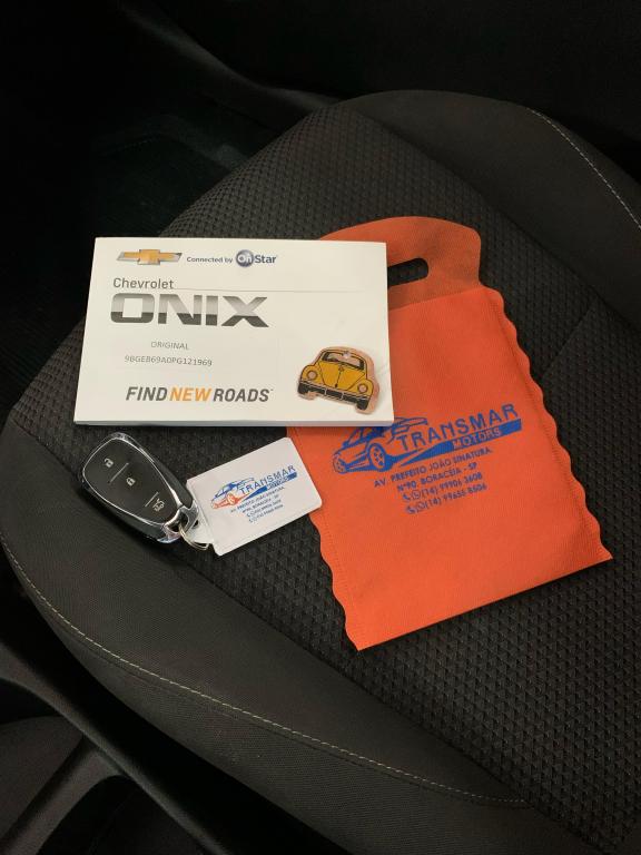 CHEVROLET Onix Sedan - Foto