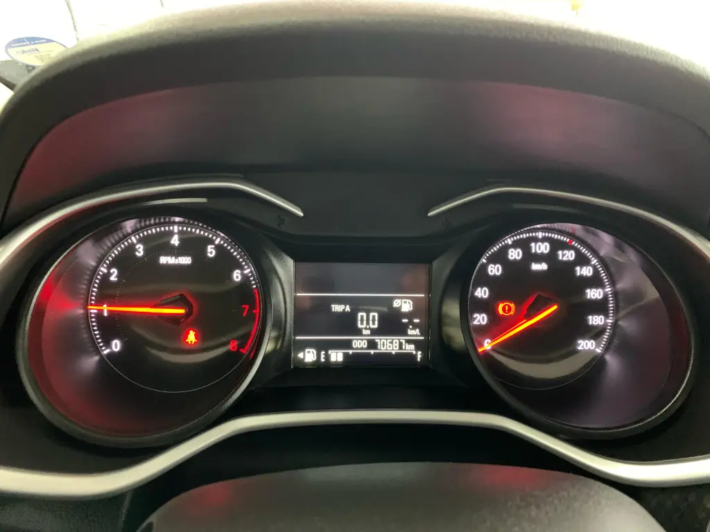 CHEVROLET Onix Sedan - Foto