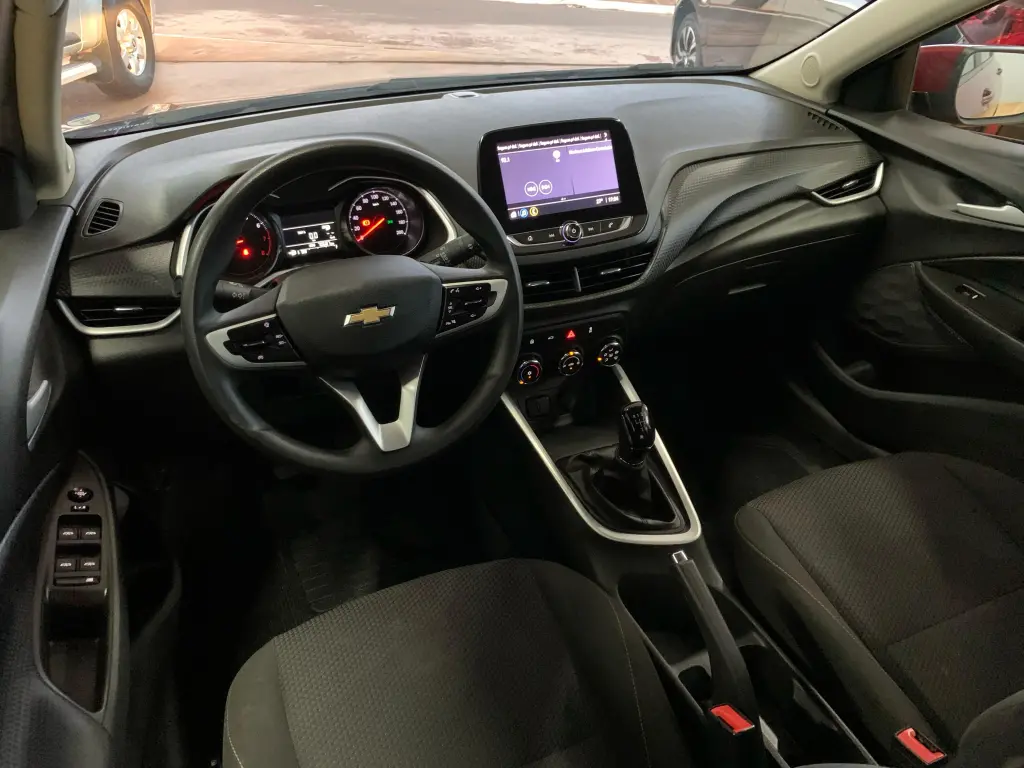 CHEVROLET Onix Sedan - Foto